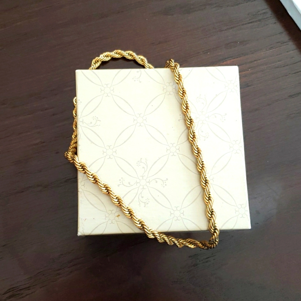 14 inch goldtone twisted chain necklace
